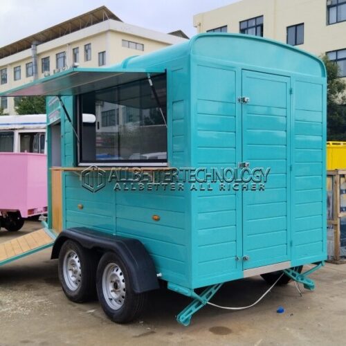 3.5M Striped Horse Trailer