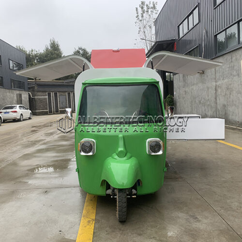 Electric Piaggio Pizza Food Truck