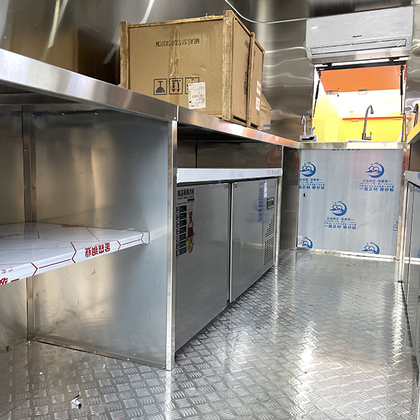 13FT Black Single Window Square Food Trailer