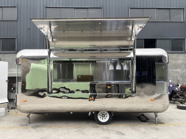 16.5FT Mirror Flying Wing Cloud Warehouse Food Trailer