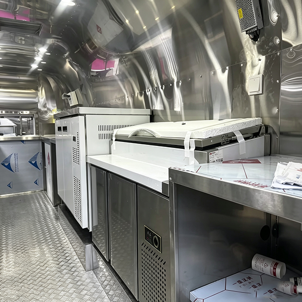 13FT Mirror Double Window Airstream Food Trailer